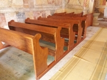 Kostolné lavice - realizácia
